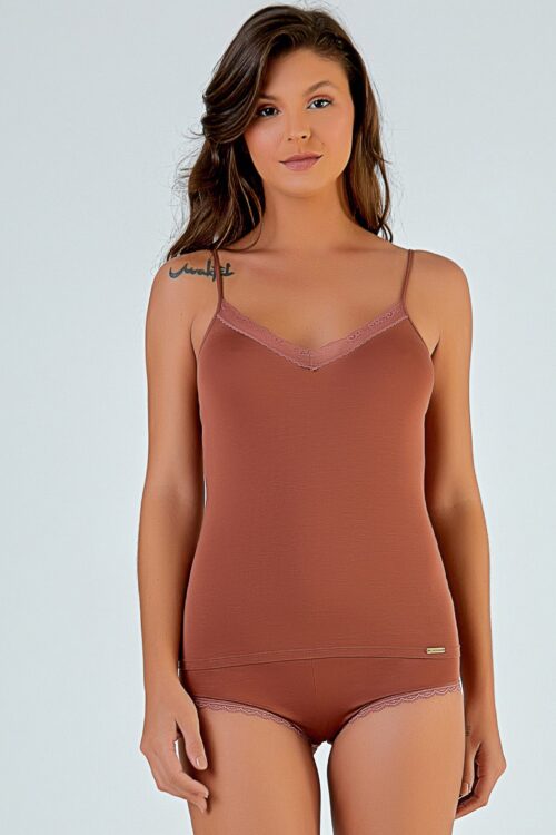 Blusa Basíca con encaje micromodal