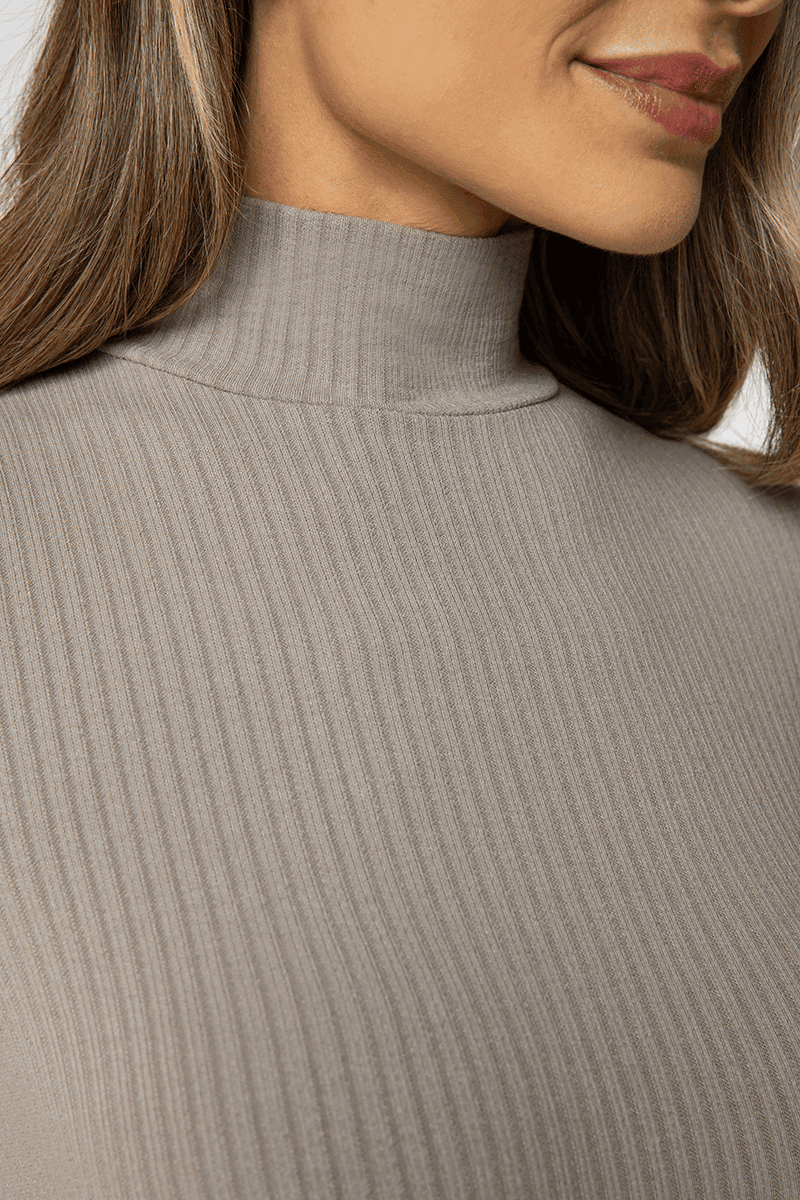 LUPO Seamless Bamboo High-Neck Top - Image 5