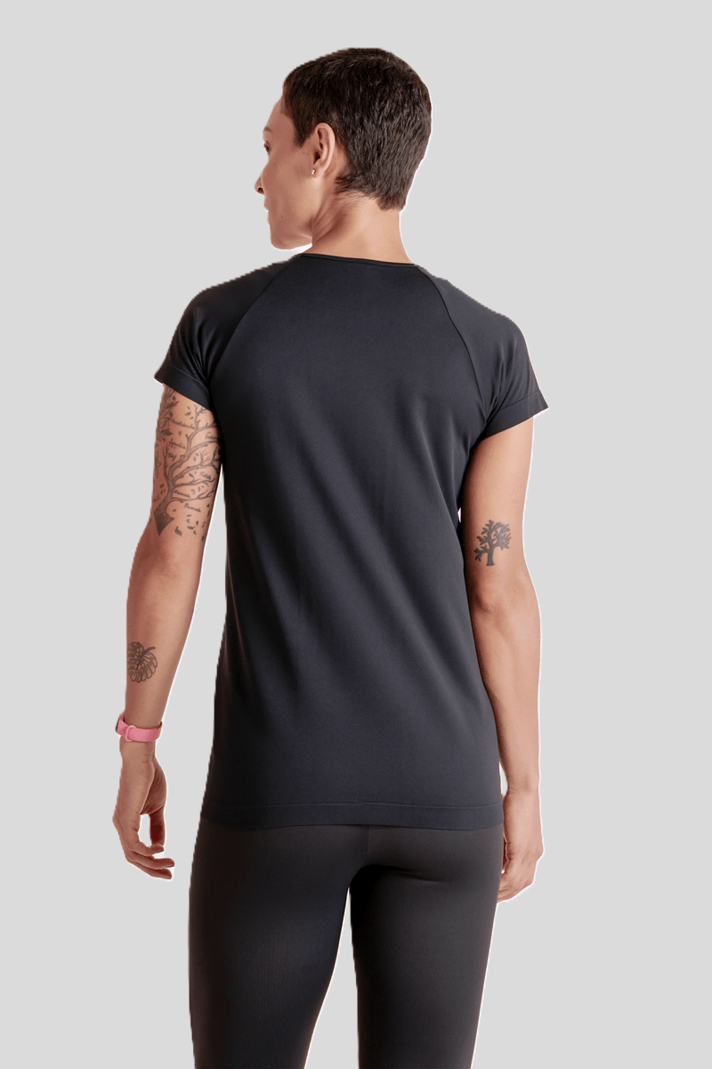 LUPO Women’s Seamless Comfort V-Neck T-Shirt - Image 8