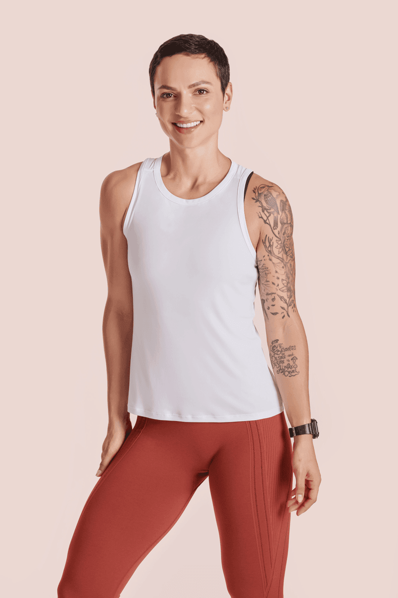 LUPO Sport Women’s Clean Racerback Tank Top - Imagen 3